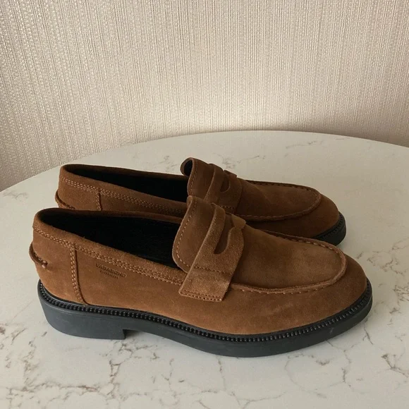 Vagabond Brown Suede Penny Loafers Classic Comfort Neutral Capsule Staple Daily - Picture 1 of 14